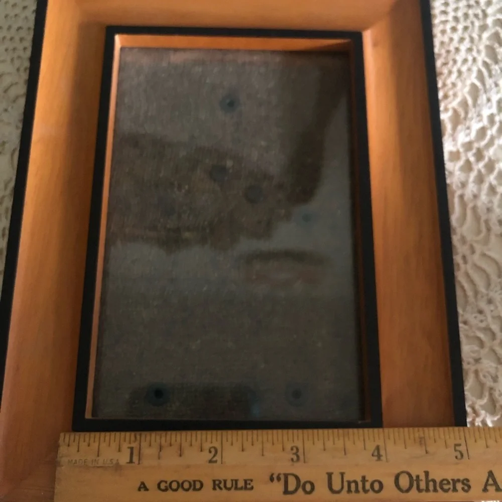 Wood Picture Frame Easel Back